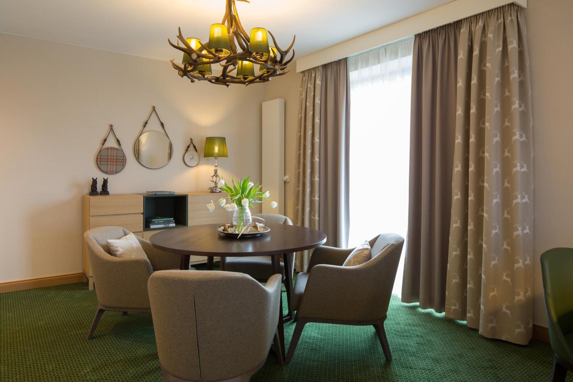 Romantik Hotel Jagdhaus Eiden Am See Бад Цвишенан Екстериор снимка